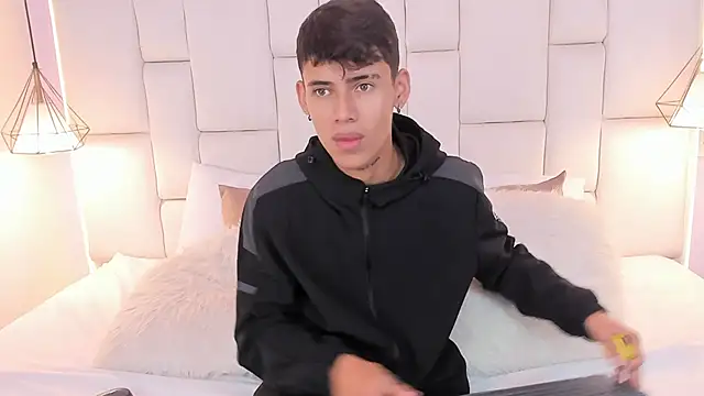 JacobFerrer online show from May 2026 05:42:02 PM