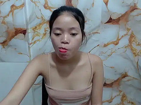 Snapshot of Sweet_Sarah69 chatting on June 2026 06:52:02 AM Sweet Sarah69 online show from June 2026 06:52:02 AM