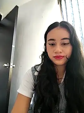 Snapshot of L0lita_Emi12 chatting on June 2026 02:31:01 PM L0lita Emi12 online show from June 2026 02:31:01 PM