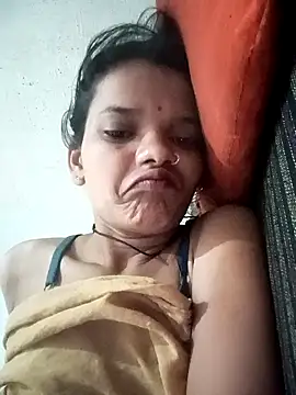 Snapshot of Student_garl_1 chatting on May 2026 10:39:01 PM Student garl 1 online show from May 2026 10:39:01 PM