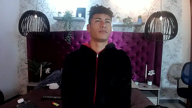 angel silva  online show from May 2026 12:10:01 PM