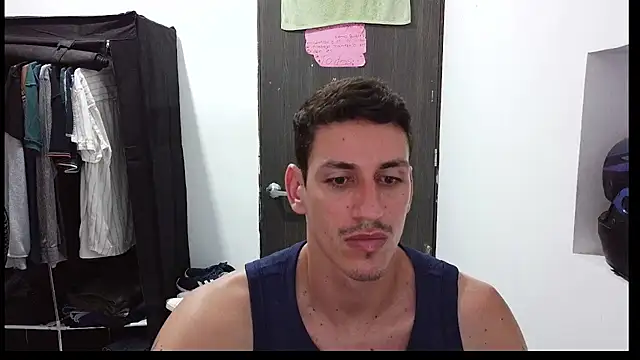 RaulRico online show from June 2026 01:07:02 AM