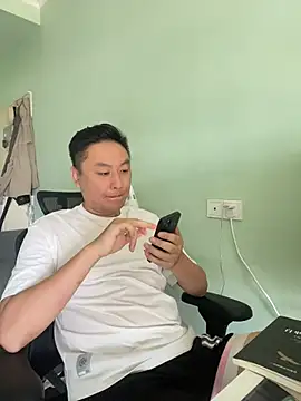 mrcake666 online show from August 2026 01:09:01 AM