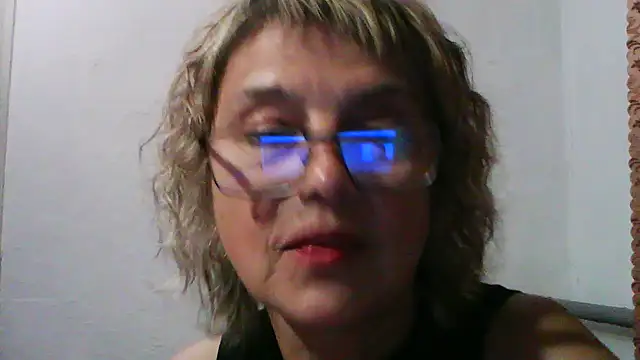 Snapshot of ElizabethGorden chatting on June 2026 07:20:01 PM ElizabethGorden online show from June 2026 07:20:01 PM
