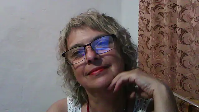 Snapshot of ElizabethGorden chatting on July 2026 05:29:02 PM ElizabethGorden online show from July 2026 05:29:02 PM