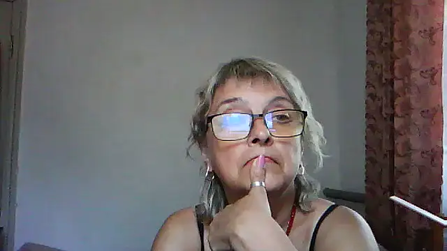 Snapshot of ElizabethGorden chatting on August 2026 03:11:01 PM ElizabethGorden online show from August 2026 03:11:01 PM