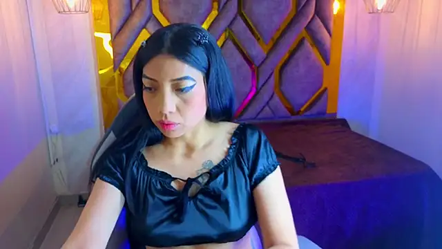 Snapshot of Ey_Im_simone_ chatting on May 2026 12:11:01 PM Ey Im simone online show from May 2026 12:11:01 PM
