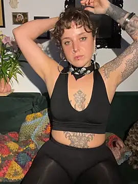 EmilieBraun online show from June 2026 09:02:03 PM
