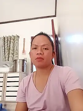 Queen day online show from May 2026 02:20:02 AM