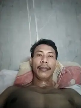 TopModel88 online show from May 2026 06:43:02 AM