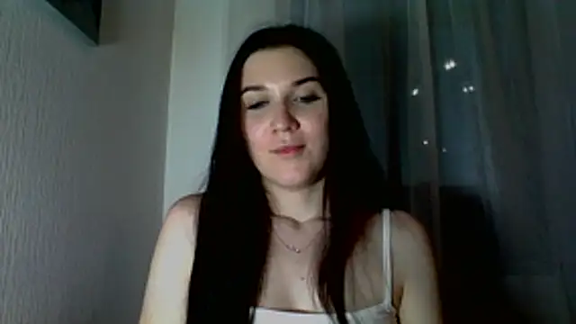 Snapshot of Katiee_Foxi chatting on May 2026 12:04:02 AM Katiee Foxi online show from May 2026 12:04:02 AM