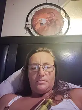 Queenle91 online show from May 2026 12:18:01 AM