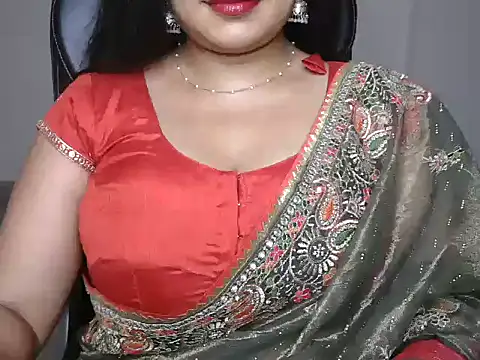 Snapshot of Yanshi23 chatting on May 2026 03:10:01 PM Yanshi23 online show from May 2026 03:10:01 PM