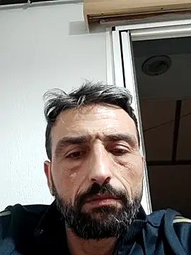 Snapshot of hickimse_ chatting on May 2026 06:35:01 PM hickimse online show from May 2026 06:35:01 PM