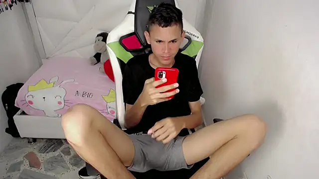 sombra 18 online show from May 2026 08:16:01 PM
