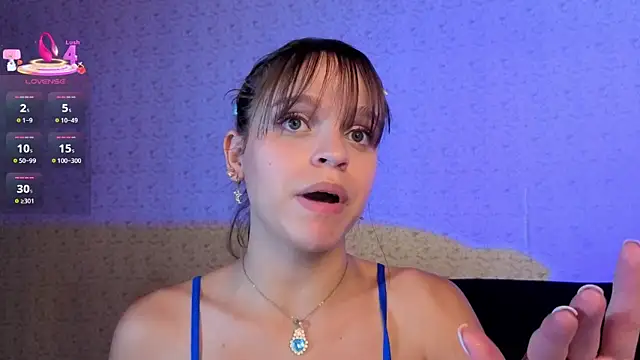 Kloe Skinny pm online show from June 2026 09:02:03 PM