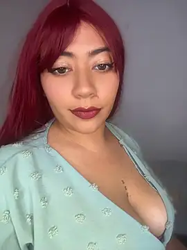 Erikaafox online show from August 2026 10:13:01 PM