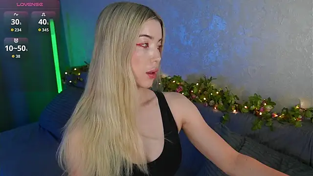 LindaThackerr online show from July 2026 04:16:01 AM