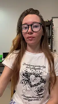 Mini girl do it better online show from May 2026 11:55:01 PM