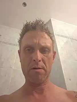 Marcin43w online show from May 2026 08:39:02 PM