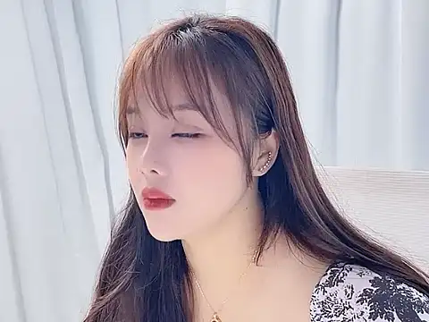 Qingqing19 online show from June 2026 03:19:02 AM