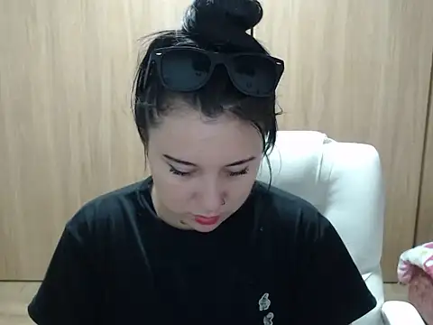 Haileey ross online show from June 2026 01:32:02 AM