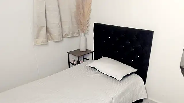Melody vixxenx online show from July 2026 12:07:01 AM