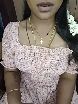 Snapshot of Tamil__Thara003 chatting on July 2026 04:44:01 PM Tamil Thara003 online show from July 2026 04:44:01 PM