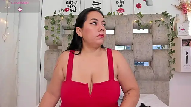 EmmyBellamy online show from June 2026 12:37:01 PM