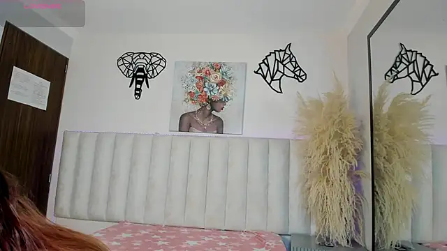 Kira Venom online show from May 2026 12:13:01 PM