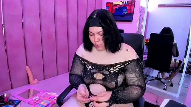 Sweet Nova  online show from June 2026 04:23:01 PM
