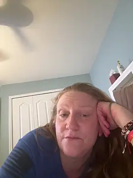 Kellilyn10 online show from June 2026 02:14:02 AM
