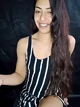 Snapshot of CasiTuya chatting on July 2026 05:17:01 PM CasiTuya online show from July 2026 05:17:01 PM