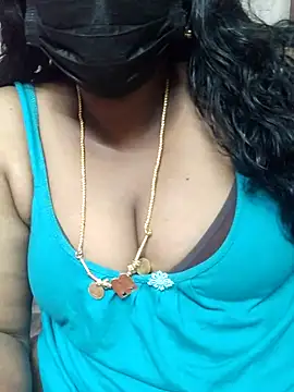 tamilkavitha123 online show from July 2026 06:20:01 PM