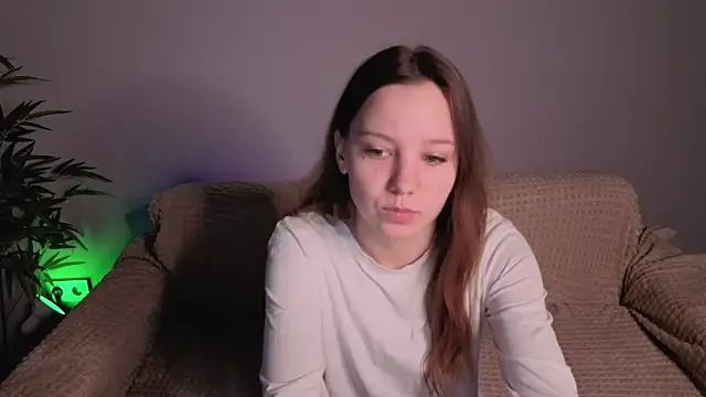 Snapshot of lolytaberry chatting on May 2026 01:46:01 AM lolytaberry online show from May 2026 01:46:01 AM