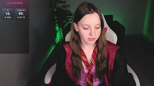 Snapshot of lolytaberry chatting on July 2026 02:40:02 AM lolytaberry online show from July 2026 02:40:02 AM