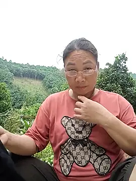 BlueGirlyeah online show from June 2026 01:03:01 AM