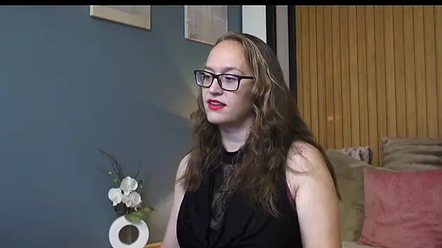 JasmineWhite online show from June 2026 04:46:01 AM