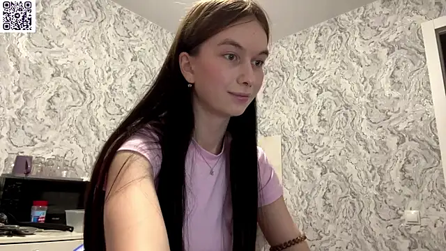 Snapshot of HinaDesire chatting on May 2026 09:12:02 PM HinaDesire online show from May 2026 09:12:02 PM