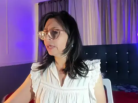 lena gray online show from May 2026 01:51:02 PM