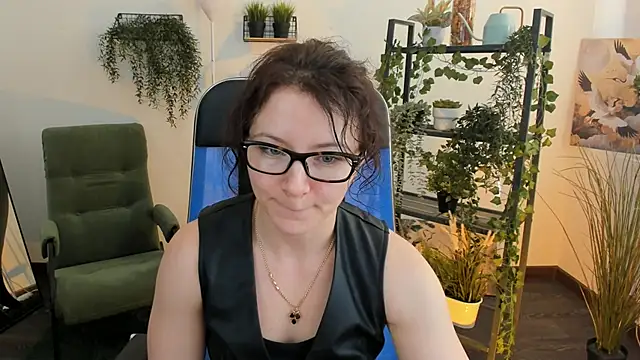 AureliaGleam online show from May 2026 04:29:02 AM