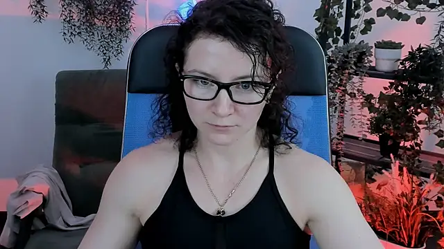 AureliaGleam online show from May 2026 07:26:02 AM