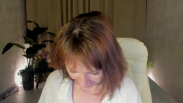 gracekellyyy online show from June 2026 03:50:01 PM