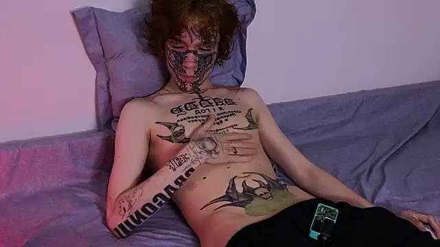 Snapshot of Emo___boy chatting on June 2026 11:46:01 PM Emo boy online show from June 2026 11:46:01 PM