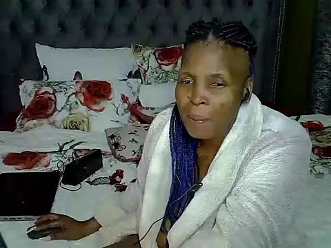 Snapshot of BlackBeautyJuXx chatting on May 2026 07:21:01 PM BlackBeautyJuXx online show from May 2026 07:21:01 PM