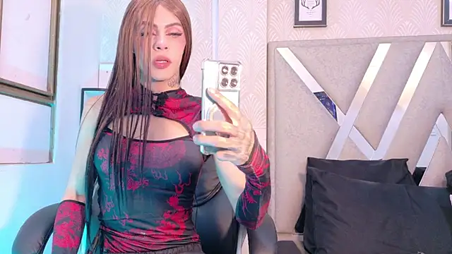 KarolFoxxi   online show from June 2026 11:53:02 PM