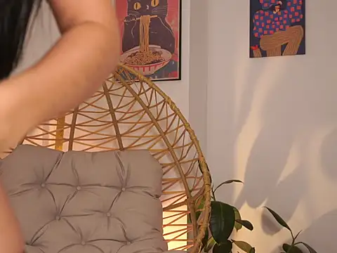 beauty latina online show from June 2026 01:25:02 AM