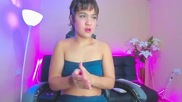 Adara Young online show from May 2026 02:51:02 AM