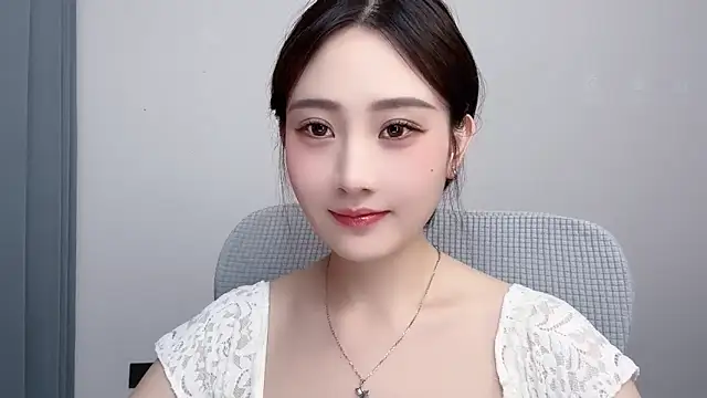  222Mia online show from June 2026 03:08:01 AM