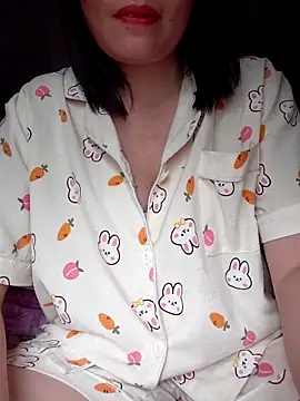 Snapshot of -Trici- chatting on June 2026 11:29:01 PM -Trici- online show from June 2026 11:29:01 PM